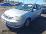 ✅ 2006 Toyota Corolla CE • VIN: 1NXBR32E76Z585424 • Лот: 43576752. Опубликован ранее на IAAI с пробегом 193 531 миль. Бесплатный доступ к архиву аукционных продаж из США и подробный отчёт об истории автомобиля на DreamBid. Изображение 2.