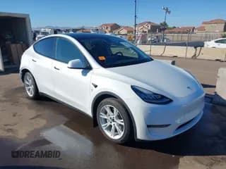 ✅ 2022 Tesla Model Y Long Range • VIN: 7SAYGDEE2NF329644 • Lot: 43565626. Listed on IAAI with 39,916 mi. Free auction sales archive from the USA and detailed vehicle history report at DreamBid. Image 1.