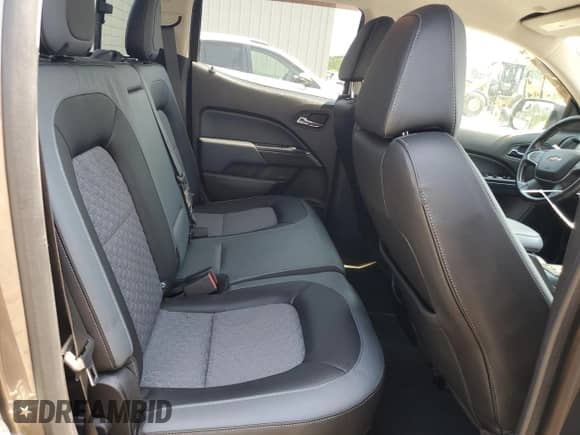 2017 Chevrolet Colorado 4WD Z71 z VIN 1GCGTDENXH1222200, wystawiony jako Copart lot #62007605 z przebiegiem 95 795 mil mil oraz Szkoda całkowita • Salvage title. Historia ofert i sprzedaży dostępna na DreamBid. Obrazek 10.