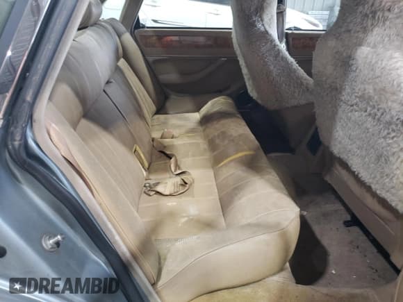 ✅ 1994 Jaguar XJ • VIN: SAJHX1740RC692884 • Lot: 66224115. Listed on Copart with 150,617 mi. Free auction sales archive from the USA and detailed vehicle history report at DreamBid. Image 10.