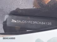 ✅ 2024 Jaguar F-Type R • VIN: SAJD51FE3RCK84135 • Lot: 43661981. Wystawiony na IAAI z przebiegiem 5 691 mil. Bezpłatny archiwum sprzedaży aukcyjnych z USA i szczegółowy raport historii pojazdu na DreamBid. Zdjęcie 9.