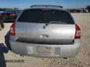2005 Dodge Magnum RT z VIN 2D4GV58285H518589, wystawiony jako Copart lot #81406034 z przebiegiem 121 227 mil mil oraz Szkoda całkowita • Salvage title. Historia ofert i sprzedaży dostępna na DreamBid. Obrazek 6.