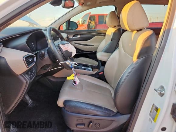 ✅ 2020 Hyundai Santa Fe Limited • VIN: 5NMS53AD1LH196175 • Лот: 82473035. Опубликован ранее на Copart с пробегом 97 466 миль. Бесплатный доступ к архиву аукционных продаж из США и подробный отчёт об истории автомобиля на DreamBid. Изображение 7.