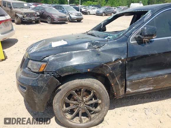 ✅ 2016 Jeep Grand Cherokee Overland • VIN: 1C4RJFCG5GC408390 • Lot: 42140038. Wystawiony na IAAI z przebiegiem 140 507 mil. Bezpłatny archiwum sprzedaży aukcyjnych z USA i szczegółowy raport historii pojazdu na DreamBid. Zdjęcie 6.