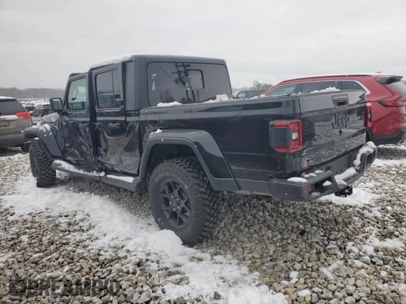 ✅ 2024 Jeep Gladiator Willys • VIN: 1C6HJTAG8RL109399 • Лот: 82866234. Опубликован ранее на Copart с пробегом Не указан. Бесплатный доступ к архиву аукционных продаж из США и подробный отчёт об истории автомобиля на DreamBid. Изображение 2.