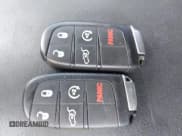 ✅ 2016 Jeep Grand Cherokee Overland • VIN: 1C4RJFCM1GC334553 • Лот: 43085458. Опубликован ранее на IAAI с пробегом 131 626 миль. Бесплатный доступ к архиву аукционных продаж из США и подробный отчёт об истории автомобиля на DreamBid. Изображение 11.