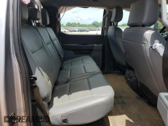 ✅ 2024 Ford F-250 XL • VIN: 1FT7W2BA4RED76246 • Lot: 58189015. Listed on Copart with 16,155 mi. Free auction sales archive from the USA and detailed vehicle history report at DreamBid. Image 10.