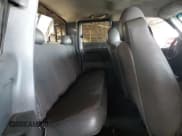 ✅ 2005 Chevrolet Silverado 1500 • VIN: 1GCEC19V95Z348240 • Лот: 56869465. Опубликован ранее на Copart с пробегом 251 012 миль. Бесплатный доступ к архиву аукционных продаж из США и подробный отчёт об истории автомобиля на DreamBid. Изображение 10.