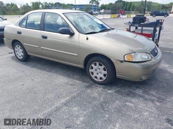 ✅ 2001 Nissan Sentra GXE • VIN: 3N1CB51D01L502195 • Lot: 42938093. Listed on IAAI with 154,092 mi. Free auction sales archive from the USA and detailed vehicle history report at DreamBid. Image 6.