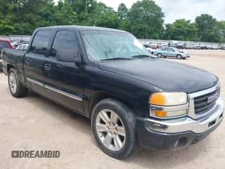 2007 GMC Sierra 1500 SL with VIN 2GTEC13VX71110773, listed as a IAAI auction lot 42456734 with 190,057 mi miles and . Bid and sale history available at DreamBid. Image 1.
