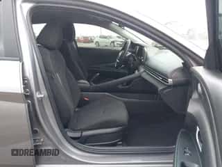 2023 Hyundai Elantra SE с VIN KMHLL4AG9PU634834, выставлен на аукционе IAAI как лот 43276400 с пробегом 164 598 миль миль и . История ставок и продаж доступна на DreamBid. Изображение 5.