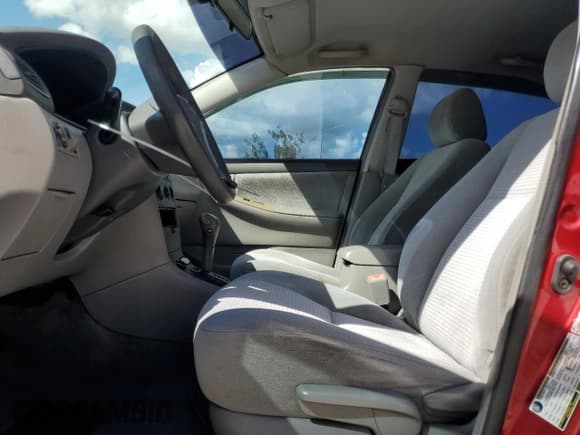 ✅ 2006 Toyota Corolla CE • VIN: 1NXBR32E46Z685965 • Lot: 85117035. Listed on Copart with 121,510 mi. Free auction sales archive from the USA and detailed vehicle history report at DreamBid. Image 7.