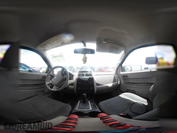 ✅ 2012 Ford Escape XLS • VIN: 1FMCU9C79CKC56110 • Lot: 42618886. Listed on IAAI with 189,520 mi. Free auction sales archive from the USA and detailed vehicle history report at DreamBid. Image 19.