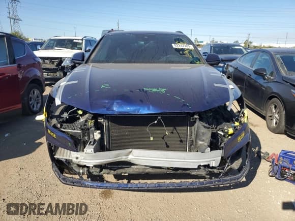 ✅ 2019 Audi Q8 Prestige • VIN: WA1FVAF16KD018428 • Lot: 82247305. Listed on Copart with 85,352 mi. Free auction sales archive from the USA and detailed vehicle history report at DreamBid. Image 5.