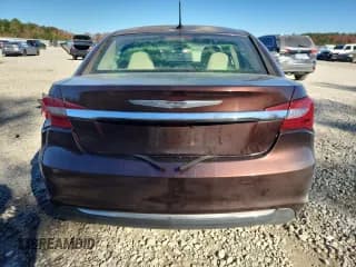 ✅ 2012 Chrysler 200 Limited • VIN: 1C3CCBCB7CN257956 • Лот: 92866985. Опубликован ранее на Copart с пробегом Не указан. Бесплатный доступ к архиву аукционных продаж из США и подробный отчёт об истории автомобиля на DreamBid. Изображение 6.