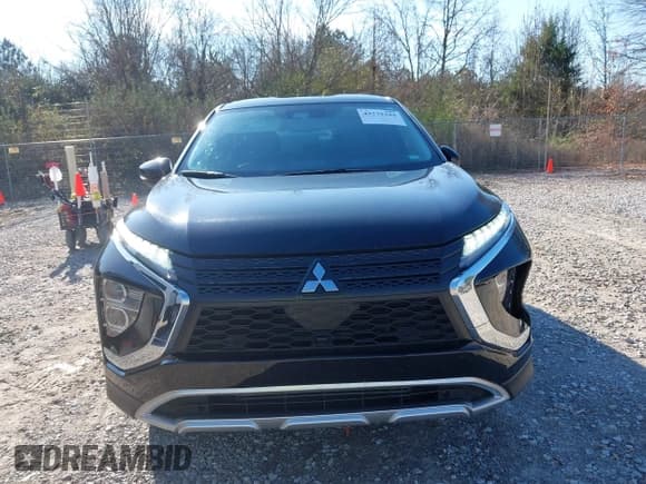 ✅ 2024 Mitsubishi Eclipse Cross SE • VIN: JA4ATWAA2RZ045806 • Лот: 43779344. Опубликован ранее на IAAI с пробегом 56 207 миль. Бесплатный доступ к архиву аукционных продаж из США и подробный отчёт об истории автомобиля на DreamBid. Изображение 12.