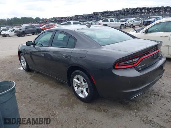 ✅ 2015 Dodge Charger SXT • VIN: 2C3CDXHG5FH852204 • Lot: 43640564. Listed on IAAI with 175,431 mi. Free auction sales archive from the USA and detailed vehicle history report at DreamBid. Image 3.