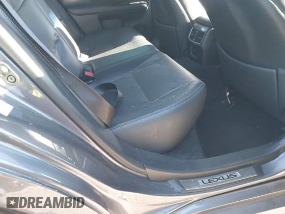 ✅ 2013 Lexus GS 350 • VIN: JTHCE1BL9D5011744 • Lot: 43669453. Wystawiony na IAAI z przebiegiem 79 195 mil. Bezpłatny archiwum sprzedaży aukcyjnych z USA i szczegółowy raport historii pojazdu na DreamBid. Zdjęcie 8.