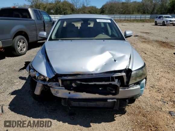 ✅ 2007 Volvo V50 2.5L Turbo • VIN: YV1MJ682472311849 • Lot: 49243305. Wystawiony na Copart z przebiegiem 266 714 mil. Bezpłatny archiwum sprzedaży aukcyjnych z USA i szczegółowy raport historii pojazdu na DreamBid. Zdjęcie 5.