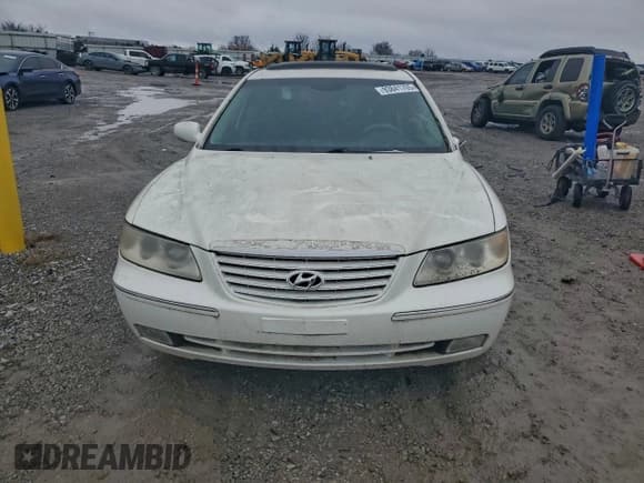 ✅ 2006 Hyundai Azera SE • VIN: KMHFC46F16A132445 • Lot: 93841705. Listed on Copart with 153,819 mi. Free auction sales archive from the USA and detailed vehicle history report at DreamBid. Image 5.
