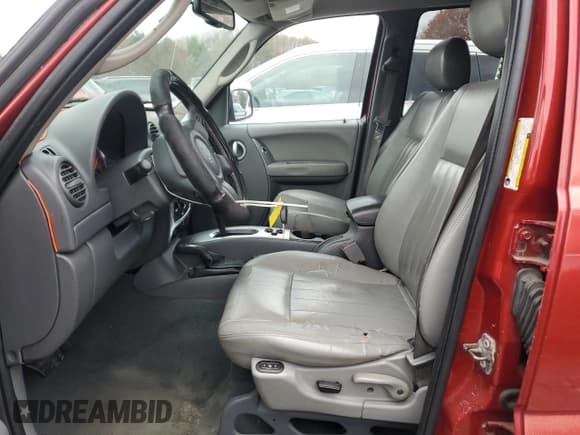 ✅ 2007 Jeep Liberty Limited • VIN: 1J4GL58K17W646805 • Lot: 92183335. Wystawiony na Copart z przebiegiem 188 407 mil. Bezpłatny archiwum sprzedaży aukcyjnych z USA i szczegółowy raport historii pojazdu na DreamBid. Zdjęcie 7.