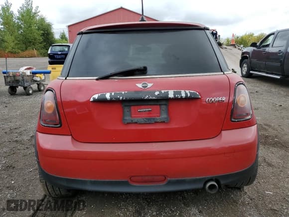 ✅ 2009 MINI Hardtop • VIN: WMWMF33599TZ21134 • Lot: 81788755. Wystawiony na Copart z przebiegiem Nie podano. Bezpłatny archiwum sprzedaży aukcyjnych z USA i szczegółowy raport historii pojazdu na DreamBid. Zdjęcie 6.