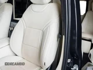 ✅ 2021 Mercedes-Benz Metris • VIN: W1WV0FEY7M3909157 • Lot: 92892345. Wystawiony na Copart z przebiegiem 11 778 mil. Bezpłatny archiwum sprzedaży aukcyjnych z USA i szczegółowy raport historii pojazdu na DreamBid. Zdjęcie 5.