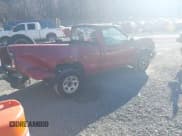 ✅ 2000 Nissan Frontier XE • VIN: 1N6DD21S2YC393282 • Lot: 43678965. Wystawiony na IAAI z przebiegiem 73 815 mil. Bezpłatny archiwum sprzedaży aukcyjnych z USA i szczegółowy raport historii pojazdu na DreamBid. Zdjęcie 4.