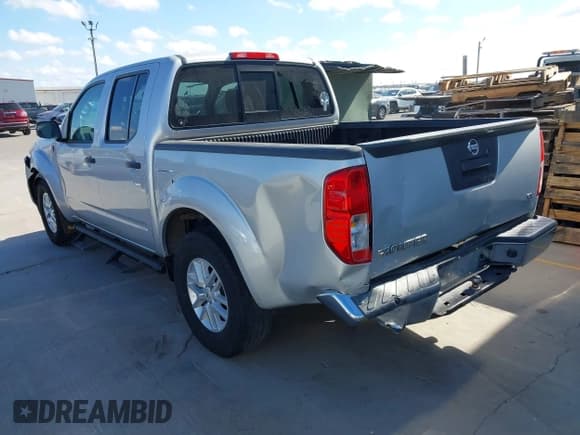 ✅ 2015 Nissan Frontier SV • VIN: 1N6AD0ER0FN762544 • Lot: 43667066. Wystawiony na IAAI z przebiegiem 97 703 mil. Bezpłatny archiwum sprzedaży aukcyjnych z USA i szczegółowy raport historii pojazdu na DreamBid. Zdjęcie 3.