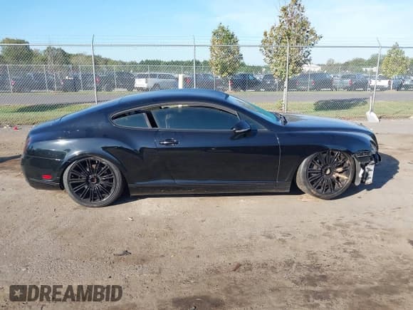 ✅ 2010 Bentley Continental GT • VIN: SCBCP7ZAXAC066426 • Lot: 43333931. Listed on IAAI with 69,839 mi. Free auction sales archive from the USA and detailed vehicle history report at DreamBid. Image 14.