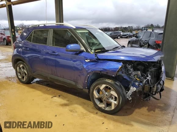 ✅ 2022 Hyundai Venue SEL • VIN: KMHRC8A34NU142823 • Lot: 85237714. Listed on Copart with 40,198 mi. Free auction sales archive from the USA and detailed vehicle history report at DreamBid. Image 4.