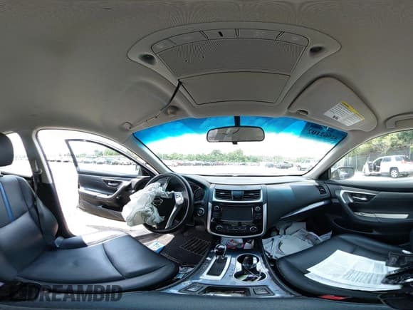 ✅ 2018 Nissan Altima SL • VIN: 1N4AL3AP0JC282512 • Lot: 42562102. Wystawiony na IAAI z przebiegiem 98 617 mil. Bezpłatny archiwum sprzedaży aukcyjnych z USA i szczegółowy raport historii pojazdu na DreamBid. Zdjęcie 19.