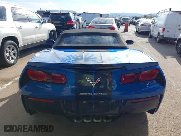 2015 Chevrolet Corvette Z51 3LT z VIN 1G1YL3D75F5113174, wystawiony jako IAAI lot #43237194 z przebiegiem 48 995 mil mil oraz . Historia ofert i sprzedaży dostępna na DreamBid. Obrazek 17.