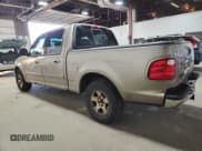 ✅ 2002 Ford F-150 XLT • VIN: 1FTRW07652KA75042 • Лот: 91189565. Опубликован ранее на Copart с пробегом Не указан. Бесплатный доступ к архиву аукционных продаж из США и подробный отчёт об истории автомобиля на DreamBid. Изображение 2.