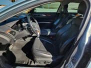 ✅ 2013 Lincoln MKZ Hybrid • VIN: 3LN6L2LU6DR820161 • Lot: 84012075. Wystawiony na Copart z przebiegiem 240 630 mil. Bezpłatny archiwum sprzedaży aukcyjnych z USA i szczegółowy raport historii pojazdu na DreamBid. Zdjęcie 7.