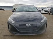 ✅ 2019 Hyundai Ioniq Limited • VIN: KMHC85LC7KU122659 • Lot: 91703915. Wystawiony na Copart z przebiegiem 136 098 mil. Bezpłatny archiwum sprzedaży aukcyjnych z USA i szczegółowy raport historii pojazdu na DreamBid. Zdjęcie 5.