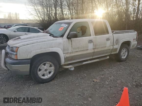 ✅ 2004 Chevrolet Silverado 1500 Z71 • VIN: 2GCEK13TX41347938 • Лот: 83152794. Опубликован ранее на Copart с пробегом Не указан. Бесплатный доступ к архиву аукционных продаж из США и подробный отчёт об истории автомобиля на DreamBid. Изображение 1.