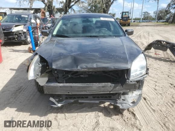 ✅ 2007 Mercury Milan • VIN: 3MEHM07Z37R626758 • Lot: 69102625. Wystawiony na Copart z przebiegiem 36 537 mil. Bezpłatny archiwum sprzedaży aukcyjnych z USA i szczegółowy raport historii pojazdu na DreamBid. Zdjęcie 5.