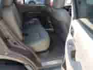 2005 Hyundai Santa Fe GLS z VIN KM8SC73E75U938928, wystawiony jako IAAI lot #42298752 z przebiegiem 147 476 mil mil oraz . Historia ofert i sprzedaży dostępna na DreamBid. Obrazek 8.