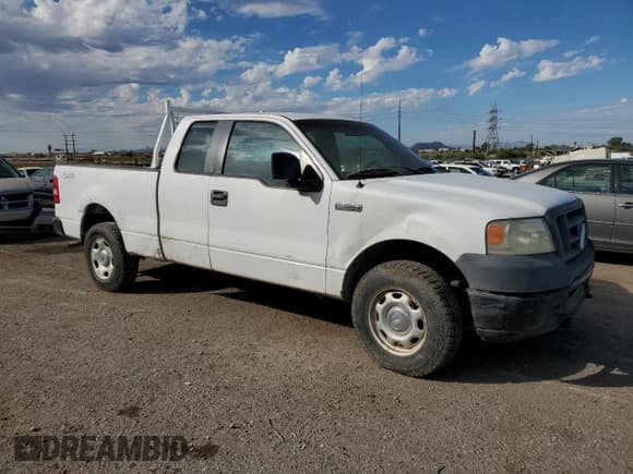 ✅ 2008 Ford F-150 STX • VIN: 1FTRX14W88FB04333 • Lot: 89698745. Listed on Copart with 173,873 mi. Free auction sales archive from the USA and detailed vehicle history report at DreamBid. Image 4.