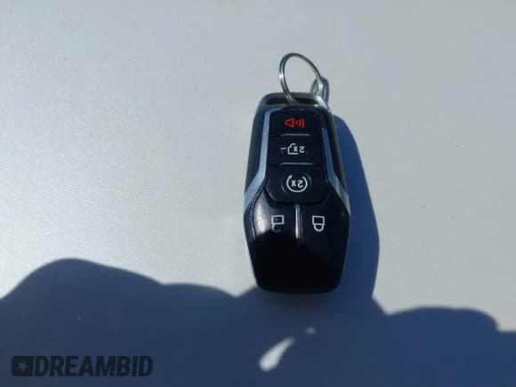 ✅ 2017 Ford F-150 XL • VIN: 1FTEW1EG9HFA92136 • Лот: 42130690. Опубликован ранее на IAAI с пробегом 119 422 миль. Бесплатный доступ к архиву аукционных продаж из США и подробный отчёт об истории автомобиля на DreamBid. Изображение 11.