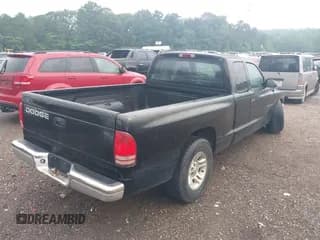 ✅ 2001 Dodge Dakota • VIN: 1B7GL22X71S100324 • Lot: 42287463. Wystawiony na IAAI z przebiegiem 166 584 mil. Bezpłatny archiwum sprzedaży aukcyjnych z USA i szczegółowy raport historii pojazdu na DreamBid. Zdjęcie 4.