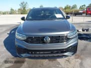 ✅ 2023 Volkswagen Tiguan SE R-Line Black • VIN: 3VV8B7AXXPM135092 • Лот: 43730825. Опубликован ранее на IAAI с пробегом 28 122 миль. Бесплатный доступ к архиву аукционных продаж из США и подробный отчёт об истории автомобиля на DreamBid. Изображение 12.