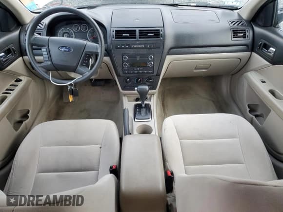 ✅ 2008 Ford Fusion SE • VIN: 3FAHP01118R196814 • Лот: 86227255. Опубликован ранее на Copart с пробегом 66 706 миль. Бесплатный доступ к архиву аукционных продаж из США и подробный отчёт об истории автомобиля на DreamBid. Изображение 8.