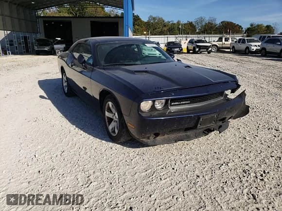 ✅ 2014 Dodge Challenger SXT • VIN: 2C3CDYAG0EH212061 • Лот: 89550515. Опубликован ранее на Copart с пробегом 268 726 миль. Бесплатный доступ к архиву аукционных продаж из США и подробный отчёт об истории автомобиля на DreamBid. Изображение 13.