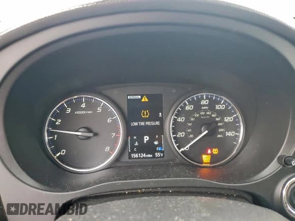 ✅ 2018 Mitsubishi Outlander ES • VIN: JA4AZ3A30JJ000106 • Lot: 93875045. Listed on Copart with 156,124 mi. Free auction sales archive from the USA and detailed vehicle history report at DreamBid. Image 9.