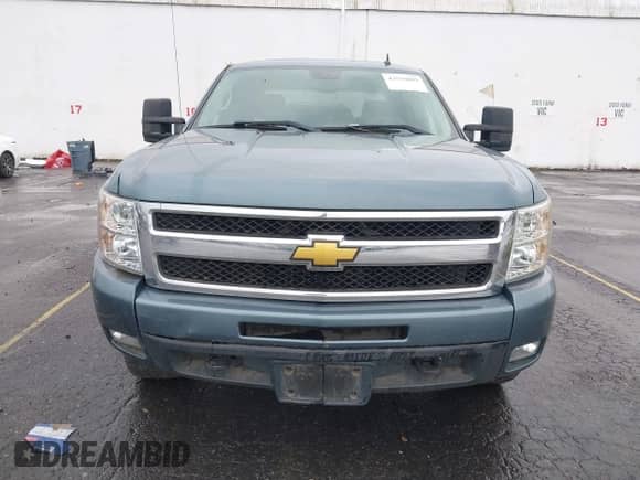 2009 Chevrolet Silverado 1500 LTZ z VIN 3GCEK33309G109526, wystawiony jako IAAI lot #43576692 z przebiegiem 154 427 mil mil oraz . Historia ofert i sprzedaży dostępna na DreamBid. Obrazek 12.