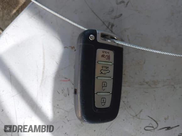 ✅ 2013 Hyundai Elantra GLS • VIN: 5NPDH4AE0DH213986 • Lot: 43575259. Listed on IAAI with 184,670 mi. Free auction sales archive from the USA and detailed vehicle history report at DreamBid. Image 11.