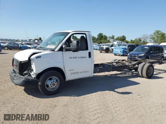 ✅ 2015 GMC Savana • VIN: 1GD676CG3F1203965 • Lot: 59536665. Wystawiony na Copart z przebiegiem 208 791 mil. Bezpłatny archiwum sprzedaży aukcyjnych z USA i szczegółowy raport historii pojazdu na DreamBid. Zdjęcie 1.