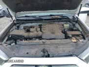 ✅ 2022 Toyota 4Runner SR5 • VIN: JTEMU5JR2N6053461 • Lot: 43195690. Listed on IAAI with 37,736 mi. Free auction sales archive from the USA and detailed vehicle history report at DreamBid. Image 10.